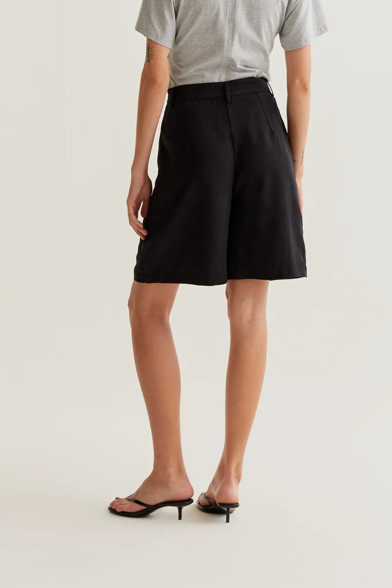 Cove high-waisted shorts - Black
