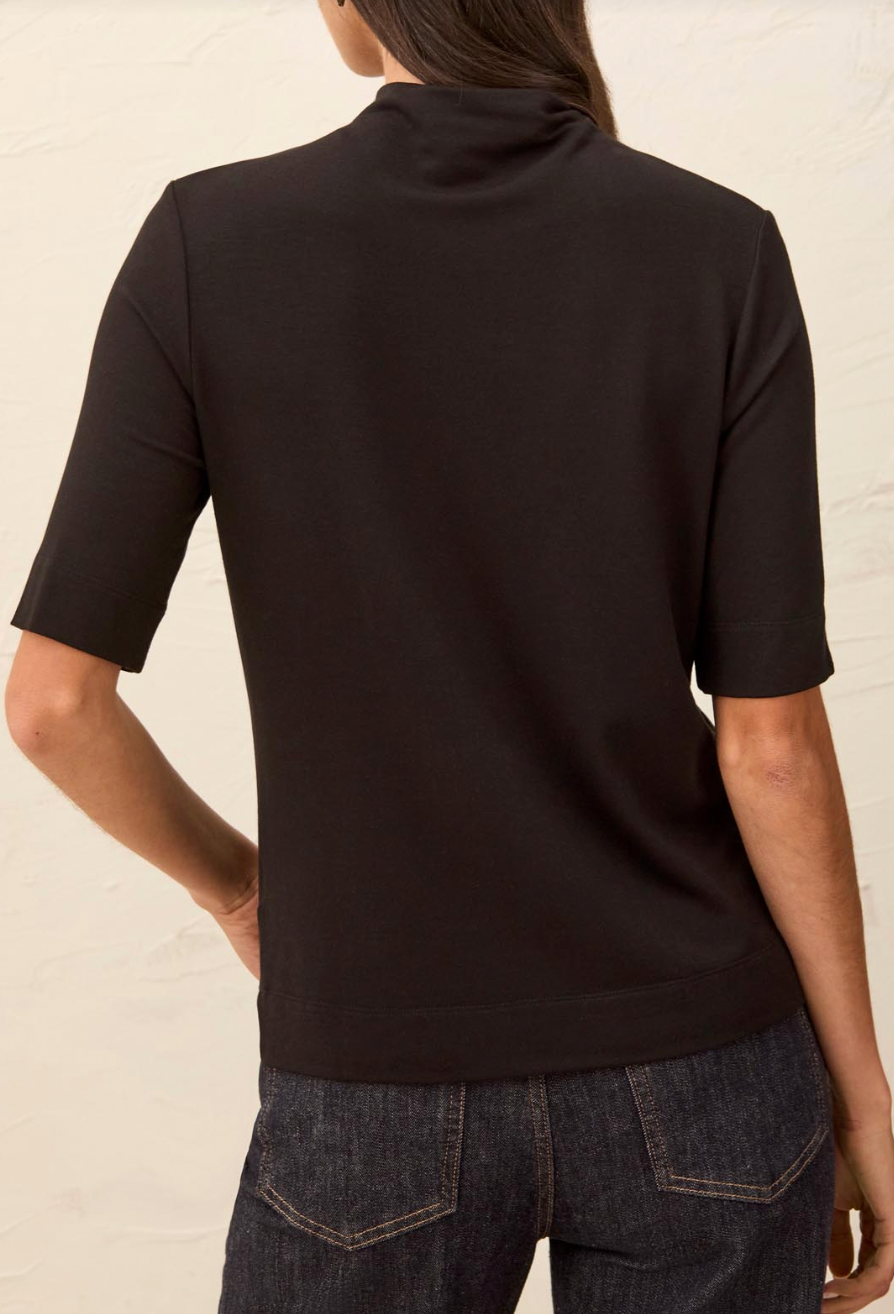 Funnel Neck quarter sleeve top - Black