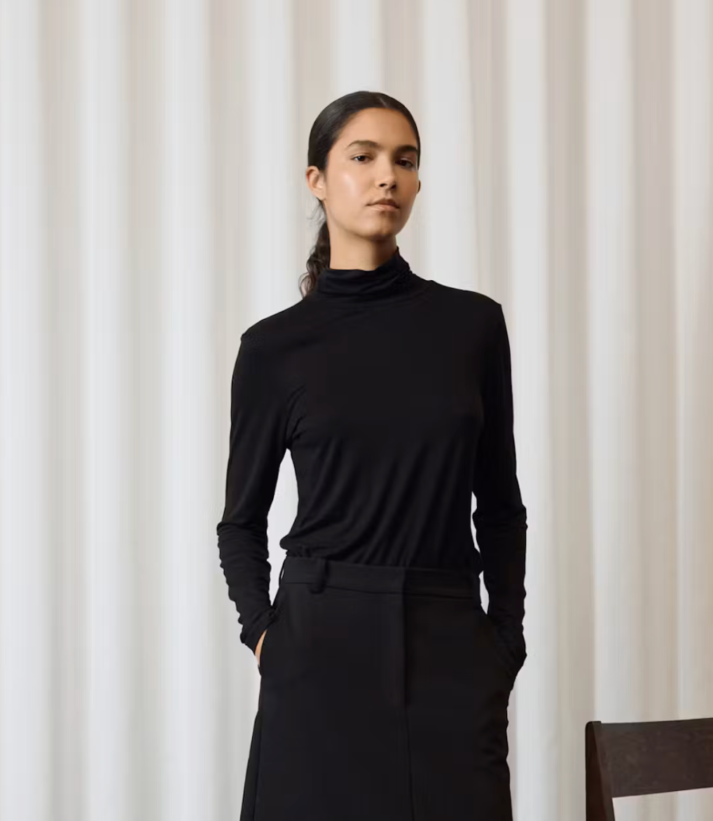 Hanadi Rollneck - Black