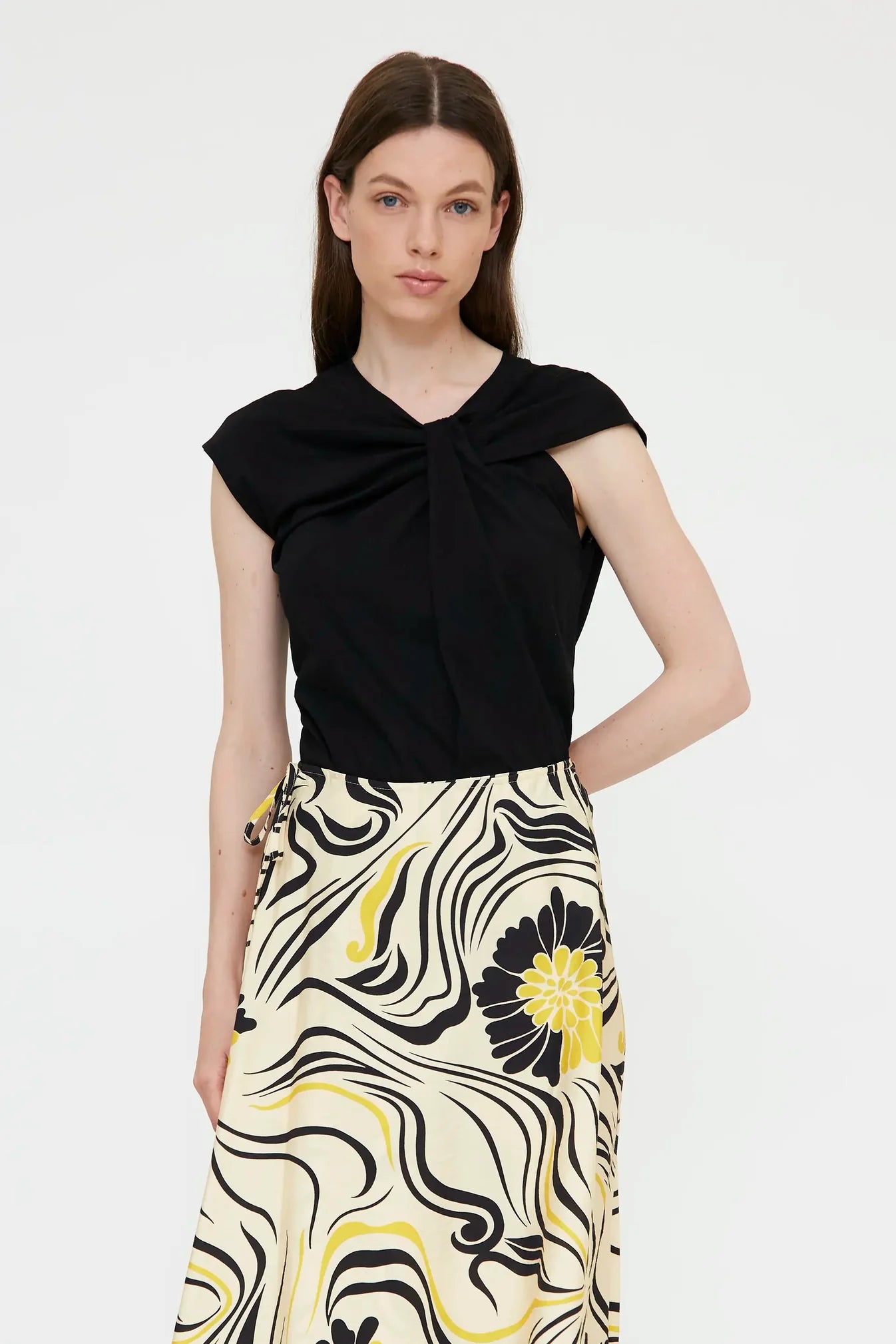 Sable knotted t-shirt - Black