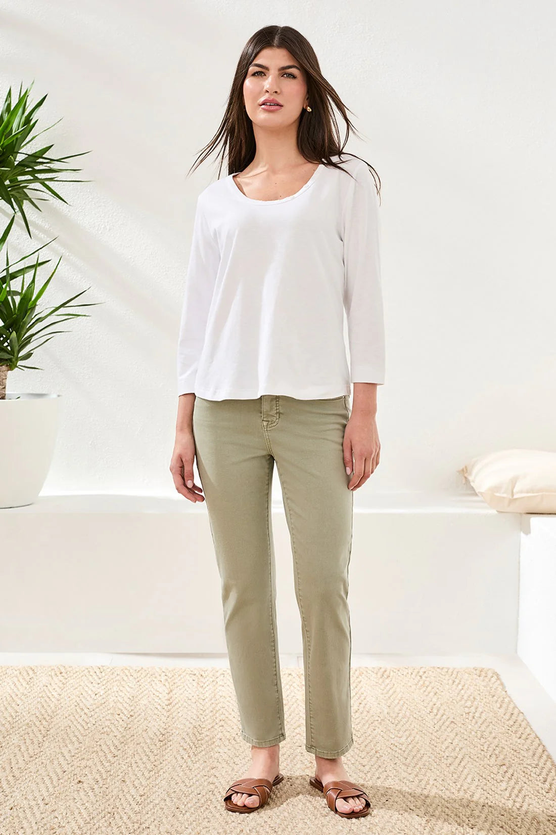 Slub Knit 3/4 Sleeve Scoop Neck Top With Buttons